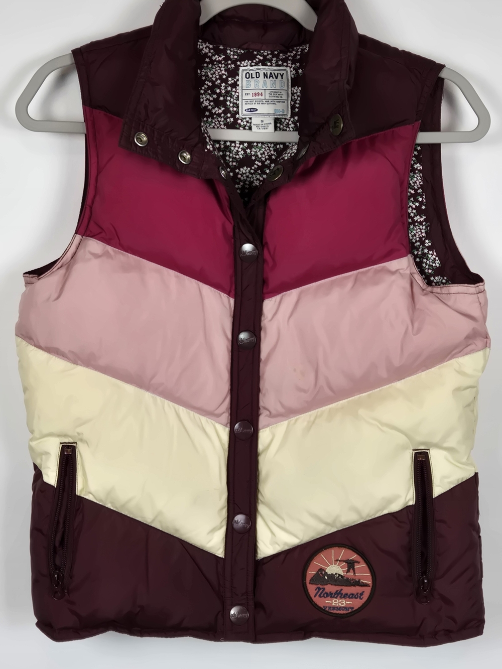 Old Navy Women's Colorblock Puffer Vest in Burgundy, Pink & Cream